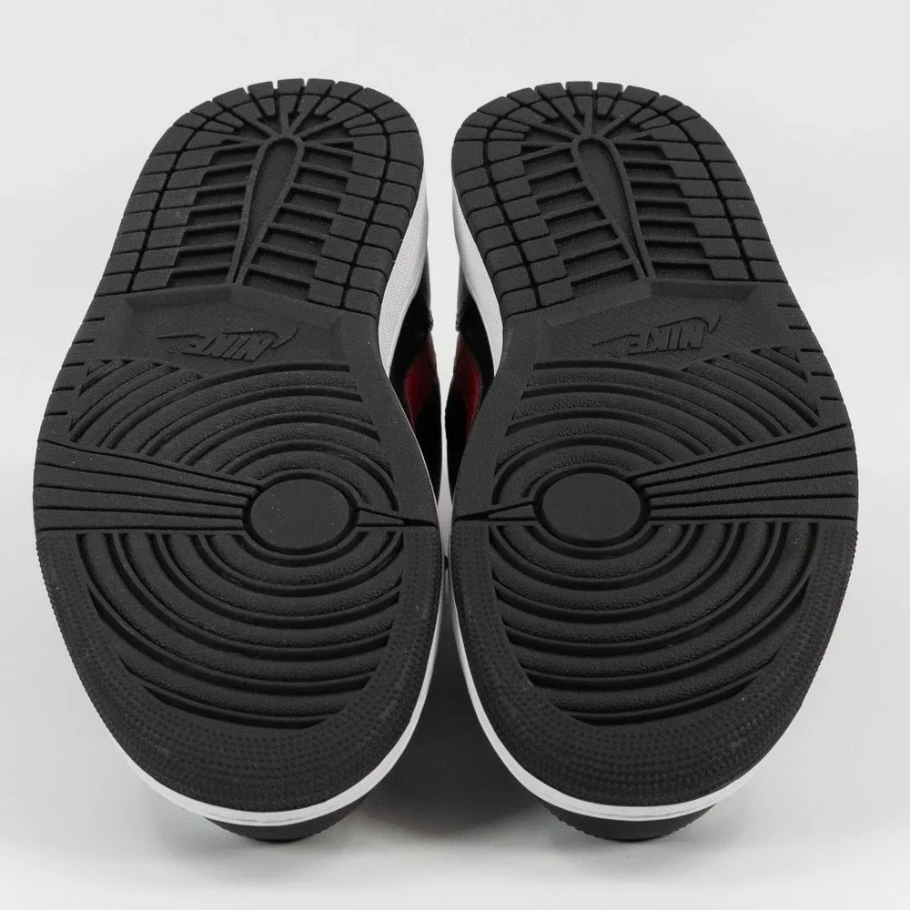 Air Jordan 1 Low 'White Toe' 553558-063 size 10.5 - Picture 8 of 9